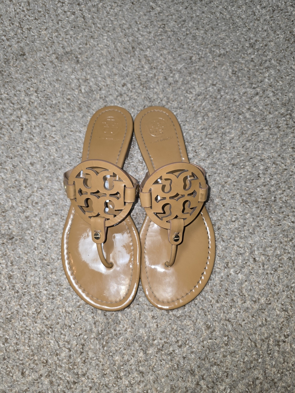 Tory Burch Patent Tan Leather Miller Sandals Size 9.5